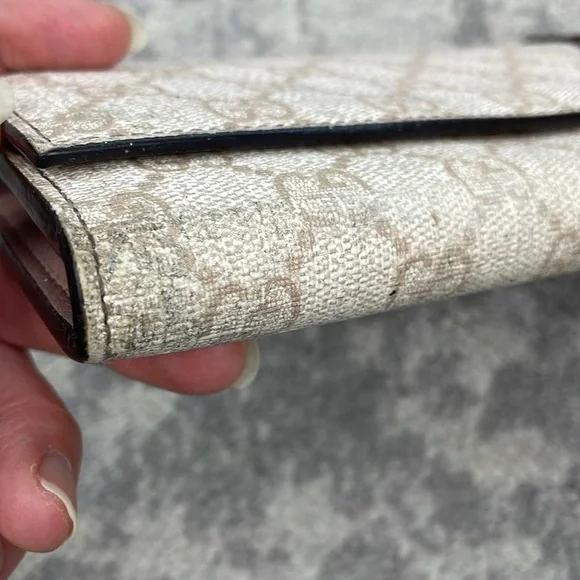 Gucci Continental Long Wallet Monogram GG Supreme Ivory Beige Belt Buckle Flap - Picture 10 of 17